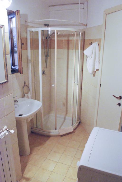 Parte Di Casa Con Giardino E Piscina Villa Pietrasanta Eksteriør billede